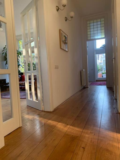 Stylish 3-bdrm Apt. W/ Terraces Next To The Apartment *