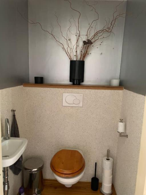 Stylish 3-bdrm Apt. W/ Terraces Next To The